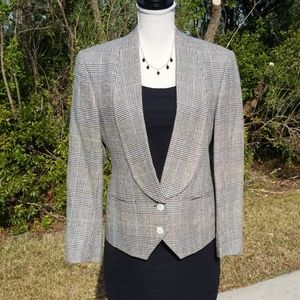 Excellent condition Vintage Burberry Blazer Black/ Cream Houndstooth Small